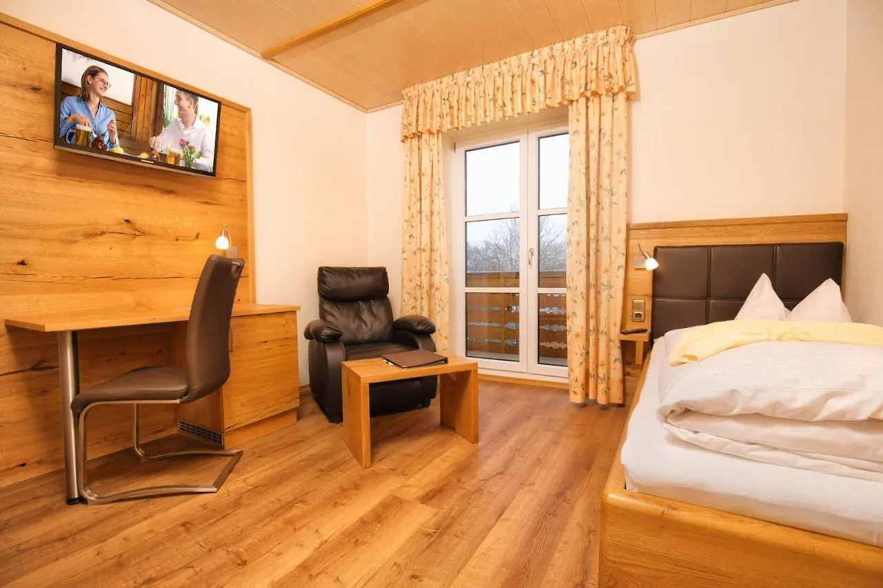 Hotel Zum Hirschen 램 3*,